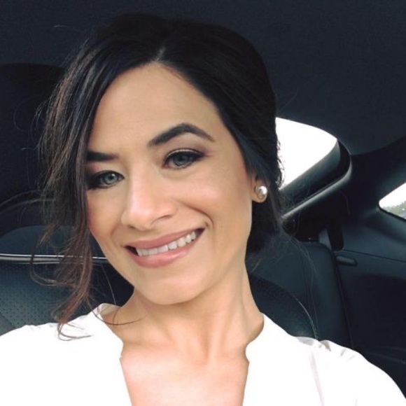 Meet your Posher, Alicia - Picture 1 of 1